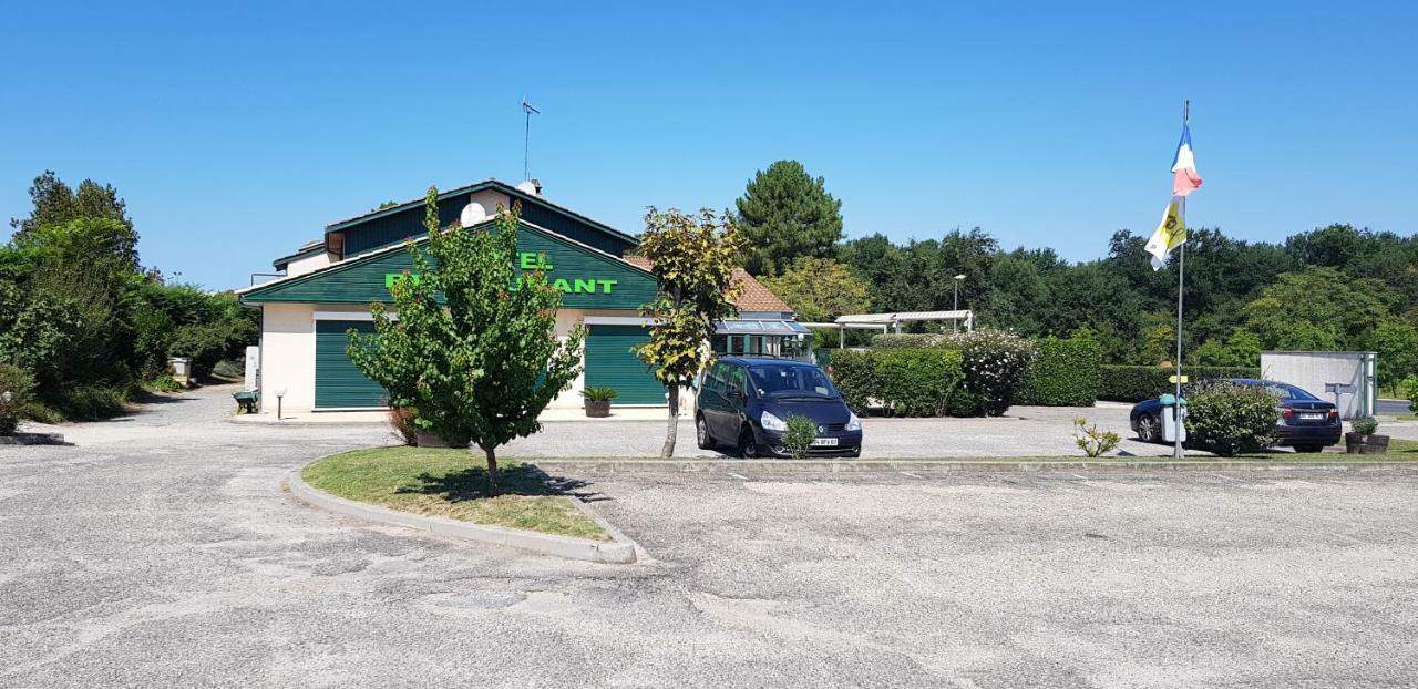 Logis Hotel Horus Restaurant Les Bruyeres Toulenne Exterior foto